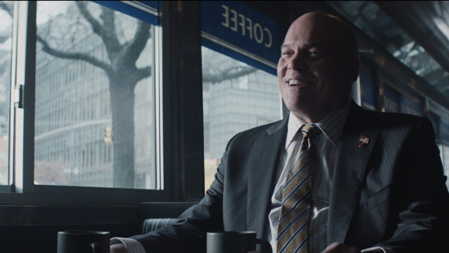 Vicent D’Onofrio revela quem o convenceu a fazer parte de Demolidor: Renascido Vincent D'Onofrio como Wilson Fisk em Demolidor: Renascido (Reprodução / Disney+)