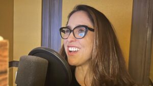 De Velma a Scarlett Johansson: Fernanda Baronne fala sobre sua trajetória na dublagem Fernanda Baronne (Divulgação)