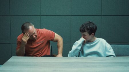 Owen Cooper como Jamie e Stephen Graham como Eddie em Adolescência (Divulgação / Netflix)