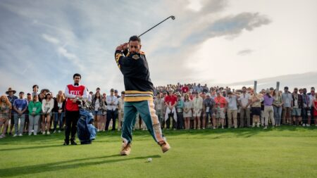 Adam Sandler como Happy Gilmore em Um Maluco no Golfe 2 (Reprodução / Netflix)