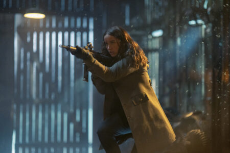 Bailarina, novo filme do universo de John Wick, ganha novo cartaz Ana de Armas como Eve em Bailarina (Divulgação / Paris Filmes)