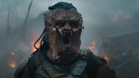 Jovem Predador forma aliança inesperada no teaser de Predator: Badlands Cena de Predator: Badlands (Reprodução / 20th Century Studios)