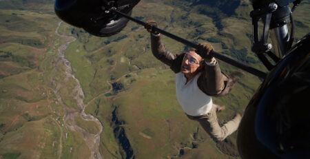 Tom Cruise como Ethan Hunt em Missão: Impossível - O Acerto Final (Reprodução / Paramount Pictures)
