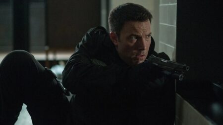 Ben Affleck como Christian Wolff em O Contador (Reprodução)