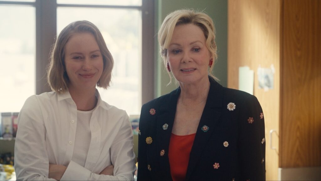 Jean Smart como Deborah Vance e Hannah Einbinder como Ava Daniels em Hacks (Reprodução / Max)