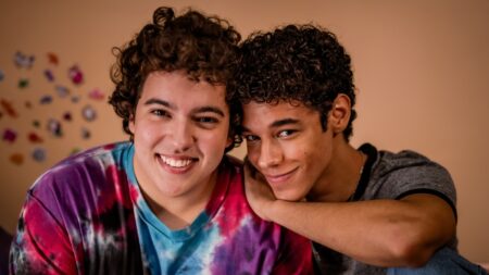 Começam as filmagens de Quinze Dias, adaptação do bestseller de Vitor Martins Miguel Lallo e Diego Lira em Quinze Dias (Divulgação / Laura Campanella)