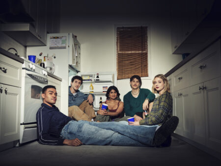 Disney+ divulga trailer de Adultos, nova série de comédia do FX Elenco de Adultos (Divulgação / Disney+)