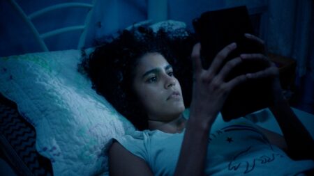 Embaúba Filmes lança o trailer oficial de Ainda Não é Amanhã Mayara Santos como Janaína em Ainda Não é Amanhã (Reprodução / Embaúba Filmes)