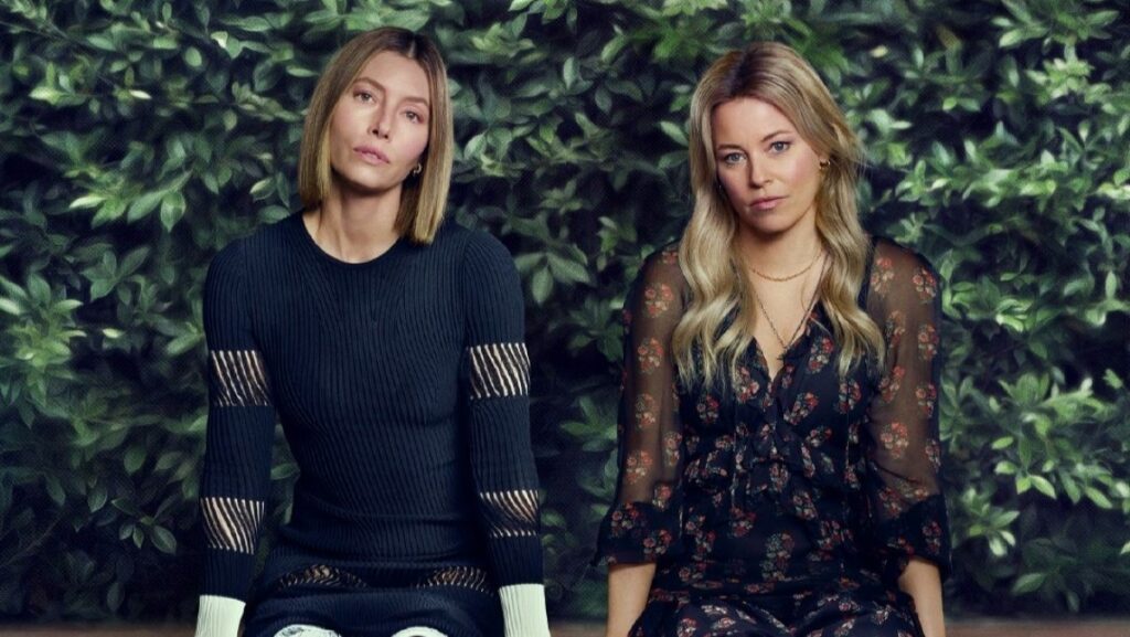 Conheça A Melhor Irmã, nova série de suspense do Prime Video Jessica Biel e Elizabeth Banks em A Melhor Irmão (Divulgação / Prime Video)
