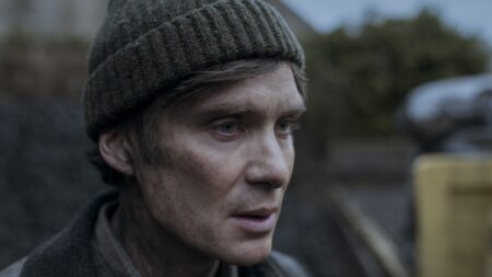 Cillian Murphy como Bill Furlong em Pequenas Coisas Como Estas (Reprodução / O2 Play)