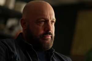 Filmes de suspense, comédia e drama chegam aos cinemas nesta quinta-feira Kevin James como Raymond em Família á Prova de Balas (Reprodução / Diamond Films)
