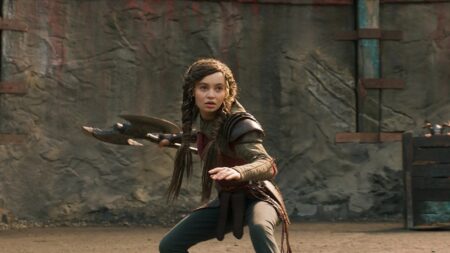 Nico Parker como Astrid em Como Treinar o Seu Dragão (Reprodução / Universal Pictures)