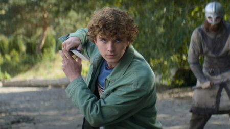 Walker Scobell como Percy em Percy Jackson e os Olimpianos (Reprodução / Disney+)