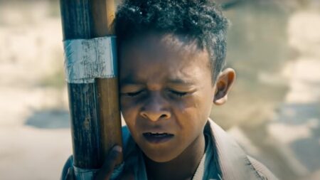 História sobre imigrante ilegal é o filme nº 1 do Brasil Superman Cena