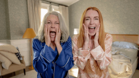 Jamie Lee Curtis e Lindsay Lohan em Uma Sexta Feira Mais Louca Ainda (Reprodução / Disney Studios)