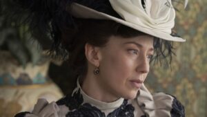 Carrie Coon como Bertha Russell em A Idade Dourada (Divulgação/ HBO)