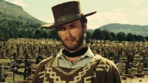 Melhores filmes de faroeste disponíveis nos streamings: clássicos e novidades para assistir em casa Clint Eastwood em Três Homens em Conflito, filme que está na lista de melhores filmes de faroeste para assistir no streaming