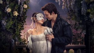 Benedict Bridgerton e Sophie Baek em cena romântica da 4ª temporada de Bridgerton, com baile de máscaras e atmosfera de conto de fadas na série da Netflix.