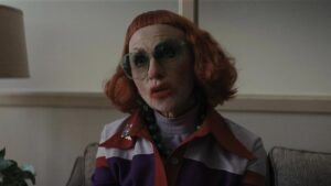 A Hora do Mal vai ganhar prelúdio roterizado por Zach Cregger; entenda Amy Madigan como Tia Gladys em Hora do Mal