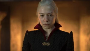 A Casa do Dragão 3ª temporada: onde assistir e data Rainha Rhaenyra Targaryen em cena dramática da A Casa do Dragão 3° temporada durante conflito político em Westeros.
