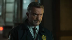 Sam Neill em cena de O Passageiro.
