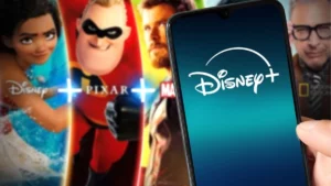 Cansado de perder horas escolhendo o que assistir? O Disney+ se transformou em uma das plataformas mais completas do mercado, misturando a magia clássica de suas franquias com a intensidade de dramas adultos da FX e Hulu.