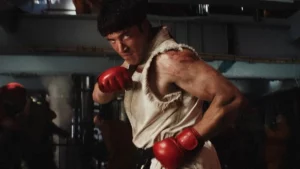 Street Fighter: Ryu e Ken aparecem juntos em nova imagem; confira Koji em cena do live-action de Street Fighter como Ryu